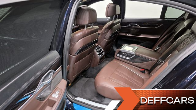 BMW 7-SERIES 730d xDrive M Sport купить на сайте DeffCars