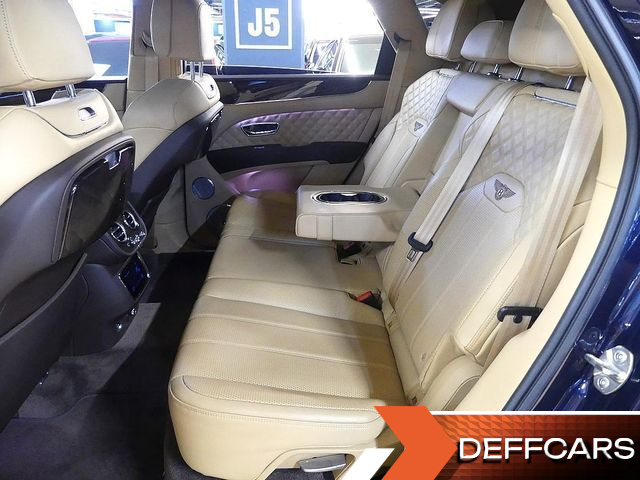 Bentley BENTAYGA 4.0 V8 купить на сайте DeffCars