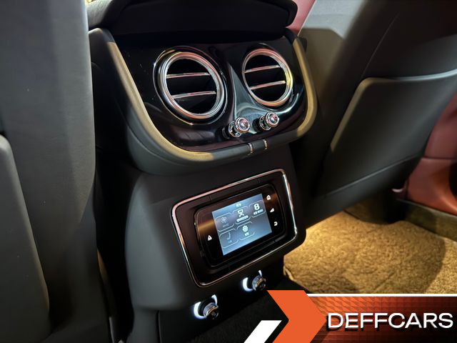 Bentley BENTAYGA 4.0 V8 купить на сайте DeffCars