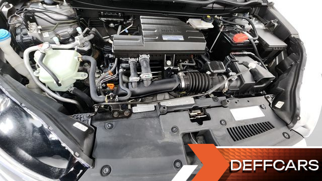 Honda CR-V 1.5 Touring 4WD купить на сайте DeffCars