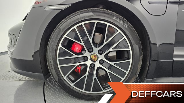Porsche TAYCAN 4S купить на сайте DeffCars