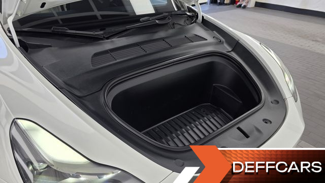 Tesla MODEL Y Performance AWD купить на сайте DeffCars