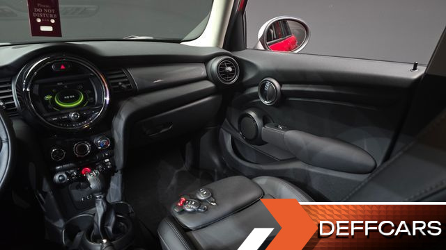 Mini COOPER 5Door Standard 3rd купить на сайте DeffCars