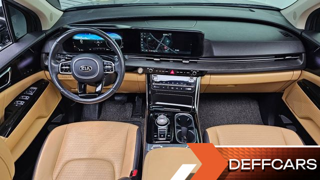 Kia CARNIVAL 9-Seater Signature купить на сайте DeffCars