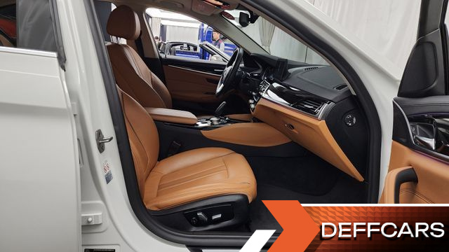 BMW 5-SERIES 520i Luxury купить на сайте DeffCars