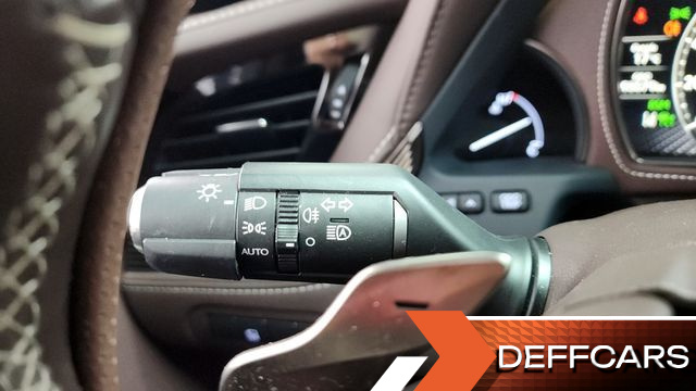 Lexus LS 3.5 Luxury AWD купить на сайте DeffCars