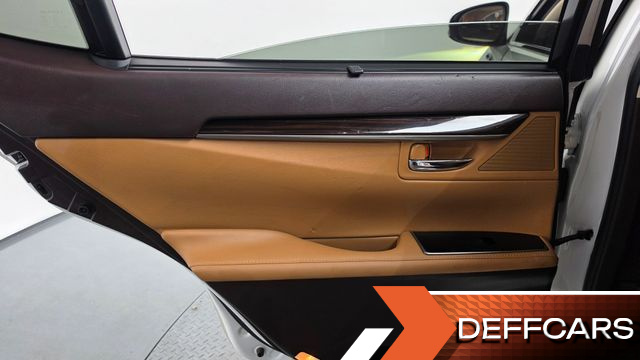 Lexus ES Executive XV60 купить на сайте DeffCars