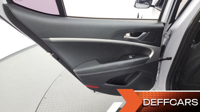 Genesis G70 2.0T AWD Advanced купить на сайте DeffCars