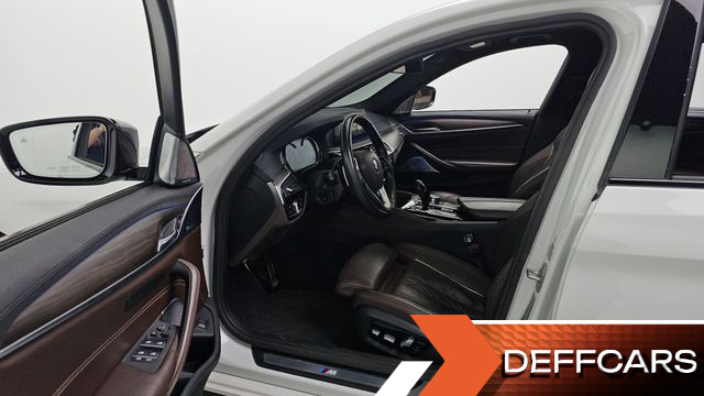 BMW 5-SERIES 530i xDrive M Sport Package Plus купить на сайте DeffCars