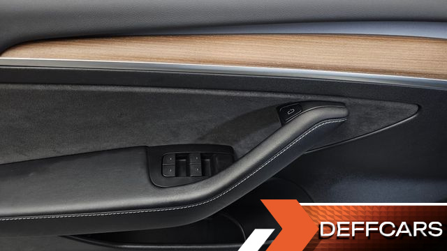 Tesla MODEL 3 Long Range AWD купить на сайте DeffCars