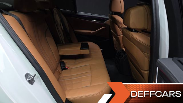 BMW 5-SERIES 520i M Sport купить на сайте DeffCars