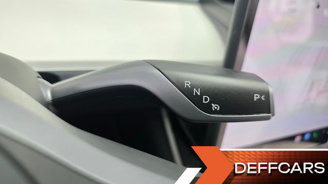 Tesla MODEL 3 Long Range AWD купить на сайте DeffCars
