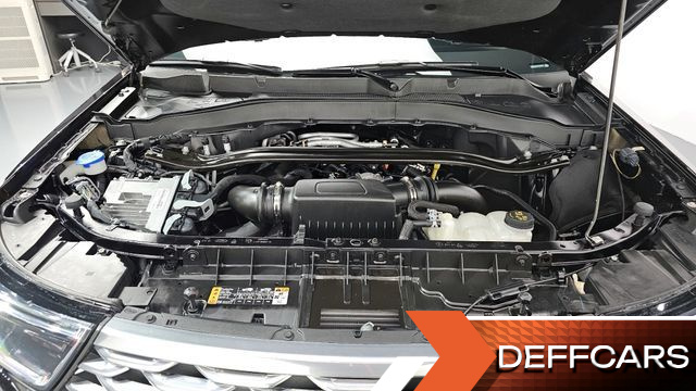 Ford EXPLORER 3.0 Platinum 4WD купить на сайте DeffCars