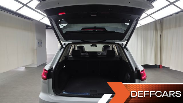 Volkswagen TOUAREG 3.0 TDI Prestige купить на сайте DeffCars