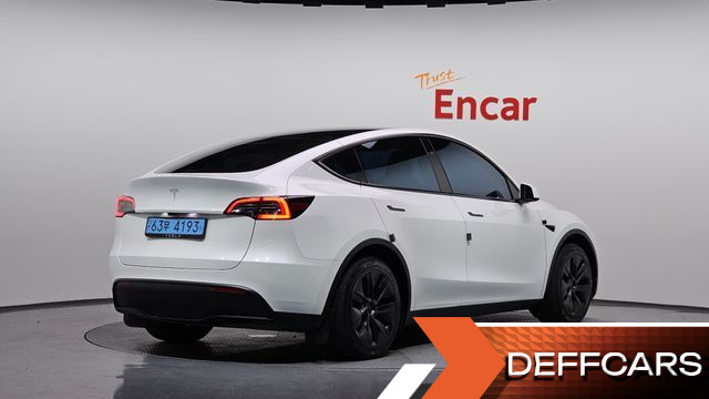 Tesla MODEL Y RWD купить на сайте DeffCars