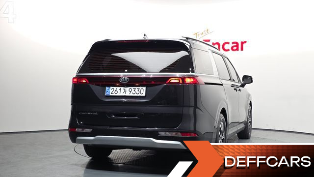 Kia CARNIVAL 9-Seater Prestige купить на сайте DeffCars