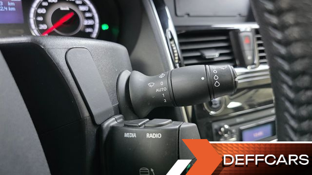 Renault-KoreaSamsung SM7 LPLI 2.0 LPe Taxi купить на сайте DeffCars