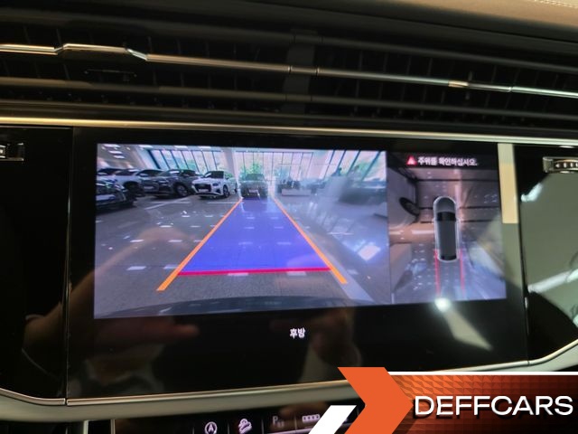 Audi Q8 55 TFSI Quattro Premium купить на сайте DeffCars
