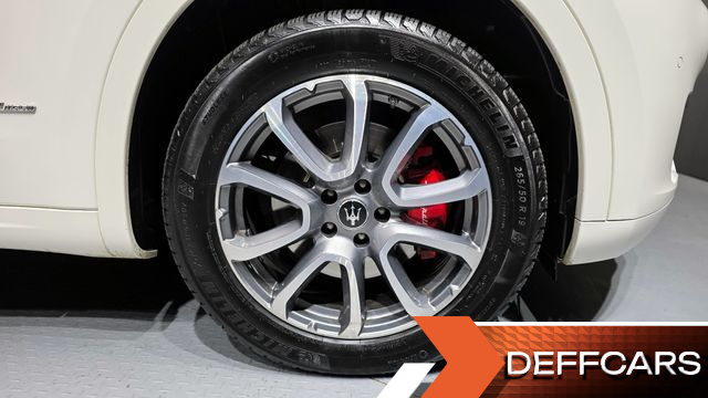 Maserati LEVANTE 3.0 AWD GranLusso купить на сайте DeffCars