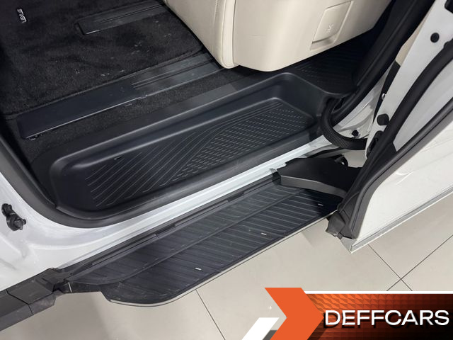Lexus LM 500h Executive купить на сайте DeffCars