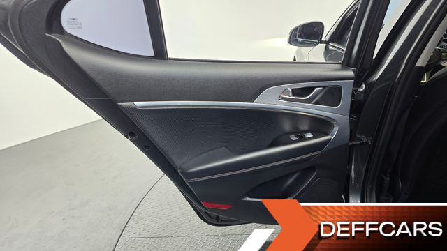 Genesis G70 2.0T Supreme купить на сайте DeffCars