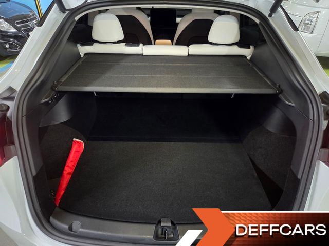 Tesla MODEL Y Long Range AWD купить на сайте DeffCars