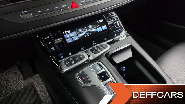 Hyundai GRANDEUR Premium купить на сайте DeffCars