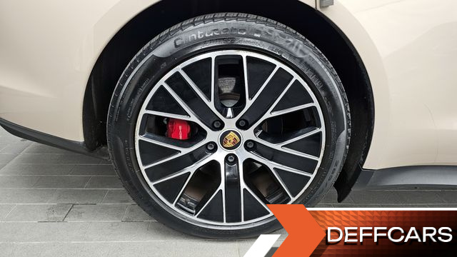 Porsche TAYCAN 4S купить на сайте DeffCars