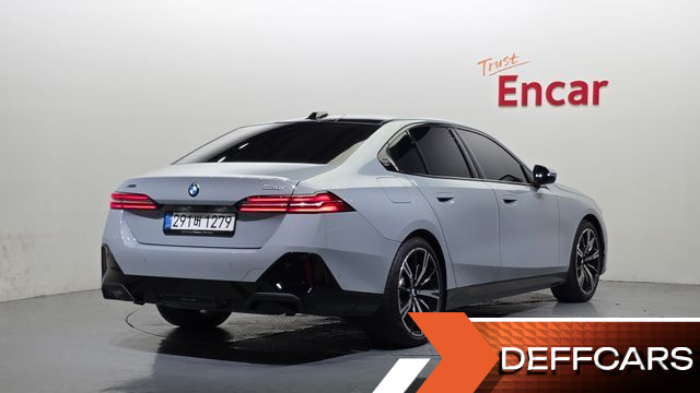 BMW 5-SERIES 530i xDrive M Sport купить на сайте DeffCars
