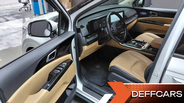 Kia CARNIVAL Gasoline 9-Seater Signature купить на сайте DeffCars