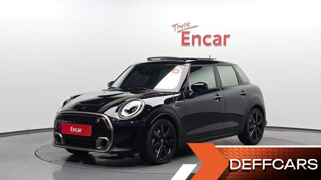 Mini COOPER 5Door Resolute Edition 3rd Gen купить на сайте DeffCars