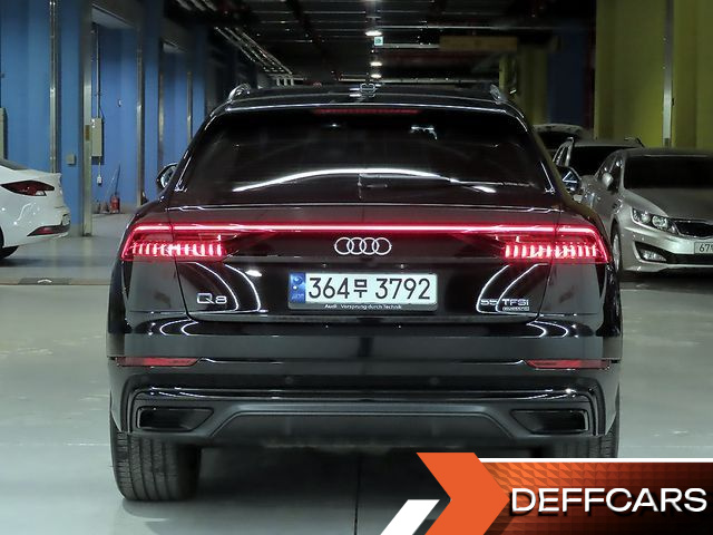Audi Q8 55 TFSI Quattro Premium купить на сайте DeffCars