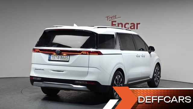 Kia CARNIVAL Gasoline 9-Seater Signature купить на сайте DeffCars