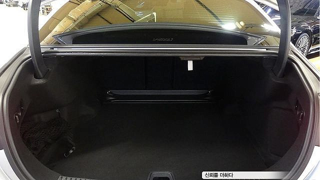 Mercedes E-CLASS E220d 4MATIC Exclusive купить на сайте DeffCars