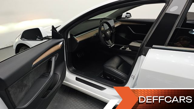 Tesla MODEL 3 Long Range AWD купить на сайте DeffCars