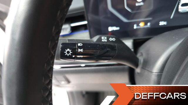 Kia K5 2.0 LPi Signature купить на сайте DeffCars
