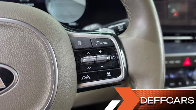 Kia CARNIVAL Gasoline 9-Seater Hi-Limousine Signature купить на сайте DeffCars