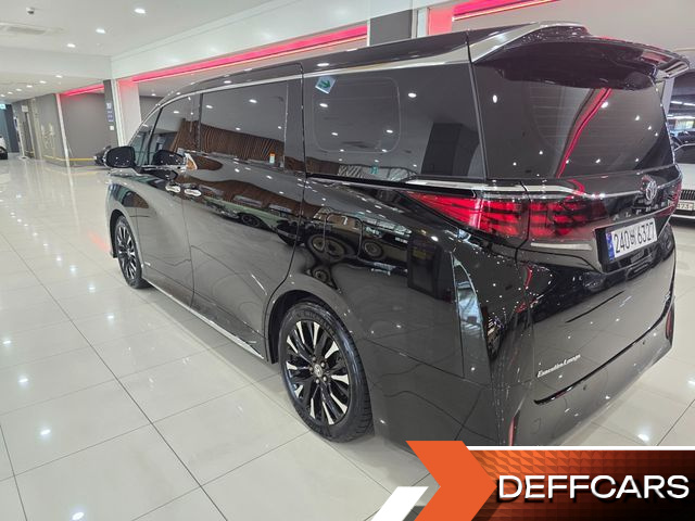 Toyota ALPHARD 2.5 HEV Executive AWD купить на сайте DeffCars