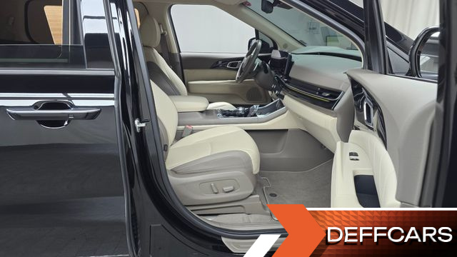 Kia CARNIVAL Gasoline 9-Seater Hi Limousine Signature купить на сайте DeffCars