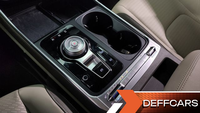 Kia CARNIVAL Gasoline 7-Seater Hi Limousine Signature купить на сайте DeffCars