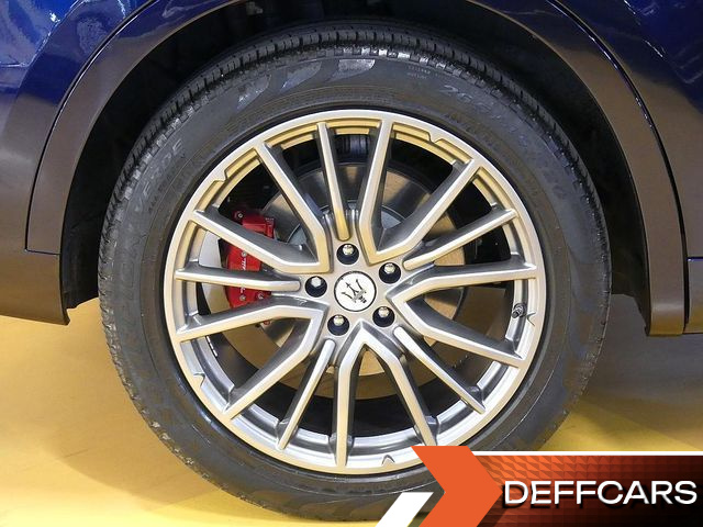 Maserati LEVANTE 3.0 AWD GranSport купить на сайте DeffCars