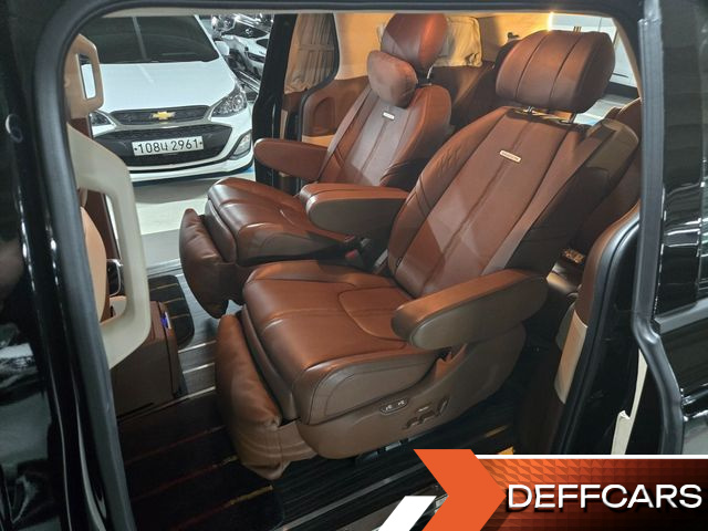 Kia CARNIVAL Gasoline 9-Seater Signature купить на сайте DeffCars