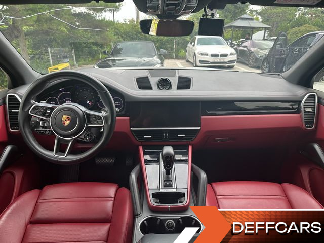 Porsche CAYENNE 3.0 купить на сайте DeffCars