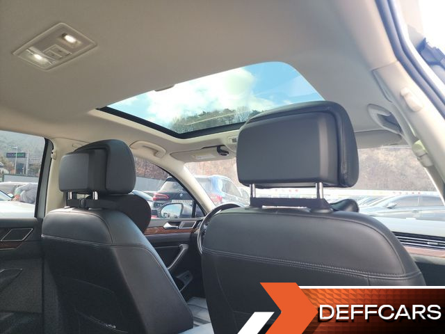 Volkswagen PASSAT 2.0 TDI Premium купить на сайте DeffCars