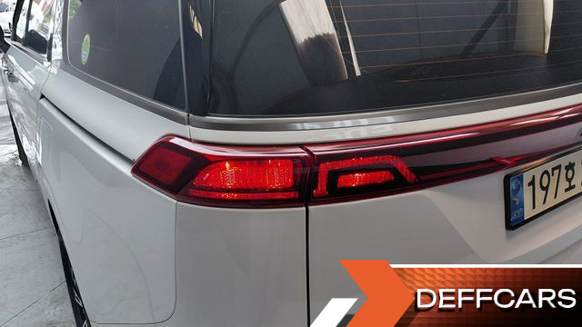 Kia CARNIVAL Gasoline 9-Seater Signature купить на сайте DeffCars