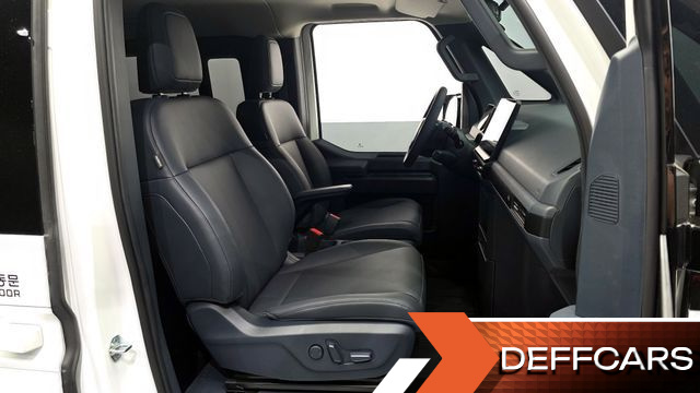 Kia PV5 Taxi 5 Seater Basic купить на сайте DeffCars