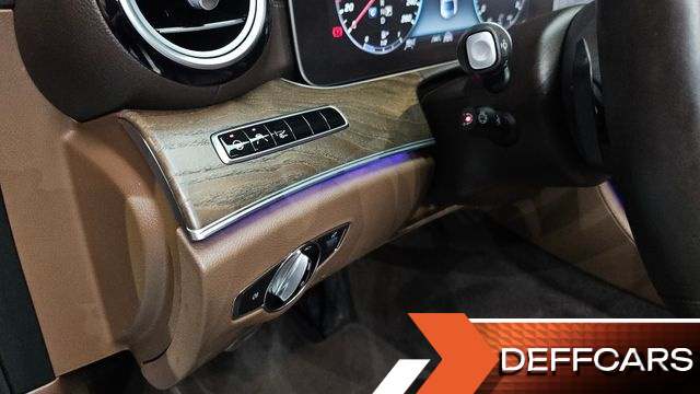 Mercedes E-CLASS E300 4MATIC Exclusive купить на сайте DeffCars