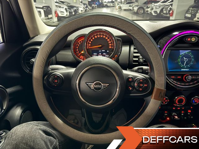 Mini COOPER 5Door Standard 3rd купить на сайте DeffCars