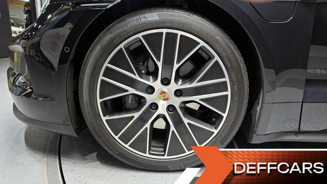 Porsche TAYCAN Base купить на сайте DeffCars