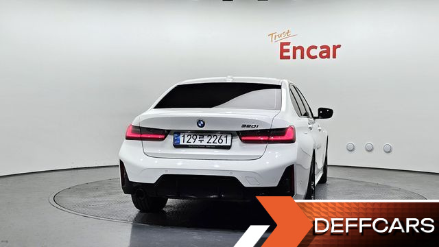 BMW 3-SERIES 320i M Sport купить на сайте DeffCars